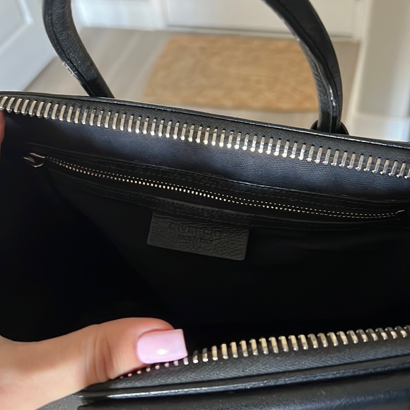 Givenchy Medium Antigona Bag | Black Leather 💘 - Picture 10 of 13